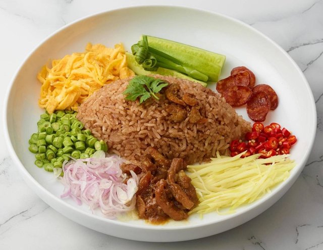 ข้าวคลุกกะปิ