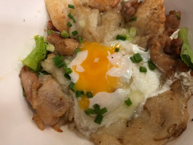ก๋วยเตี๋ยวคั่วไก่