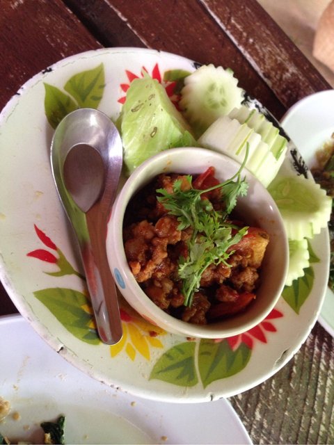 น้ำพริกอ่อง