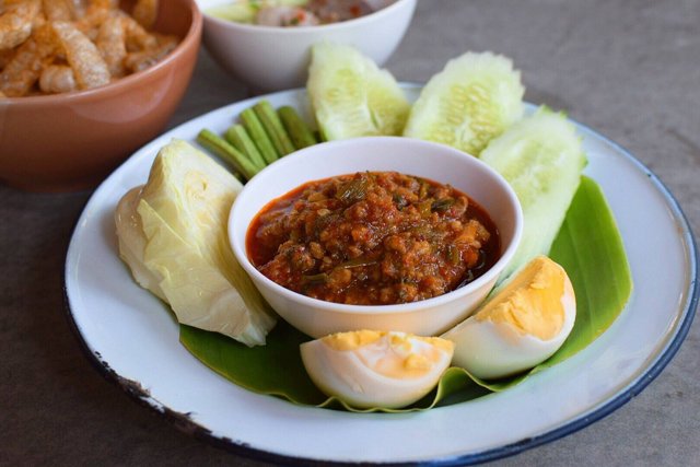 น้ำพริกอ่อง