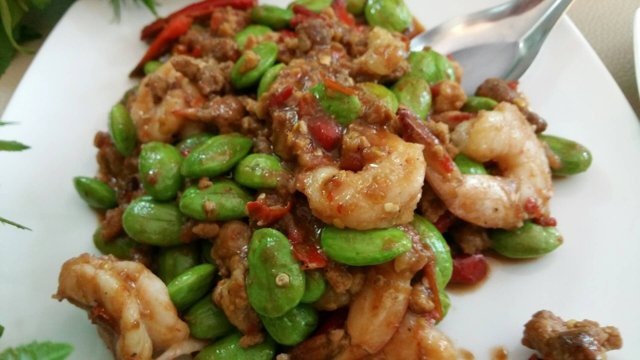 ผัดกะปิ