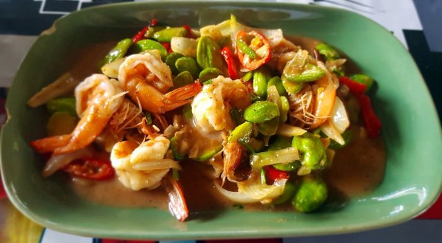 ผัดกะปิ