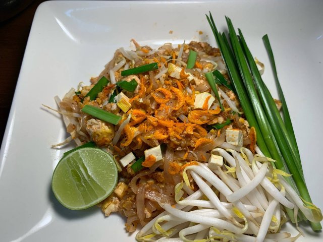 ผัดไทย