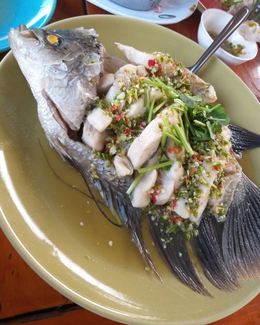 ปลานึ่งมะนาว