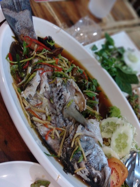 ปลานึ่งซีอิ๊ว