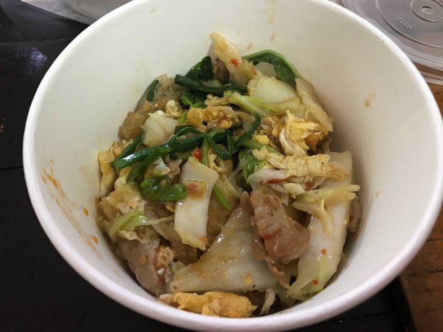 สุกี้แห้ง