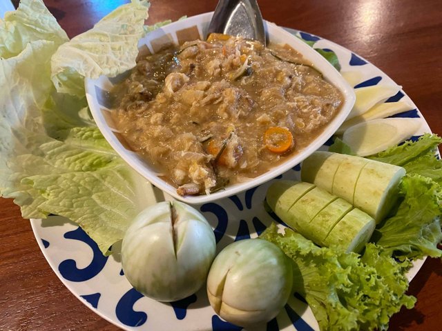 เต้าเจี้ยวหลน