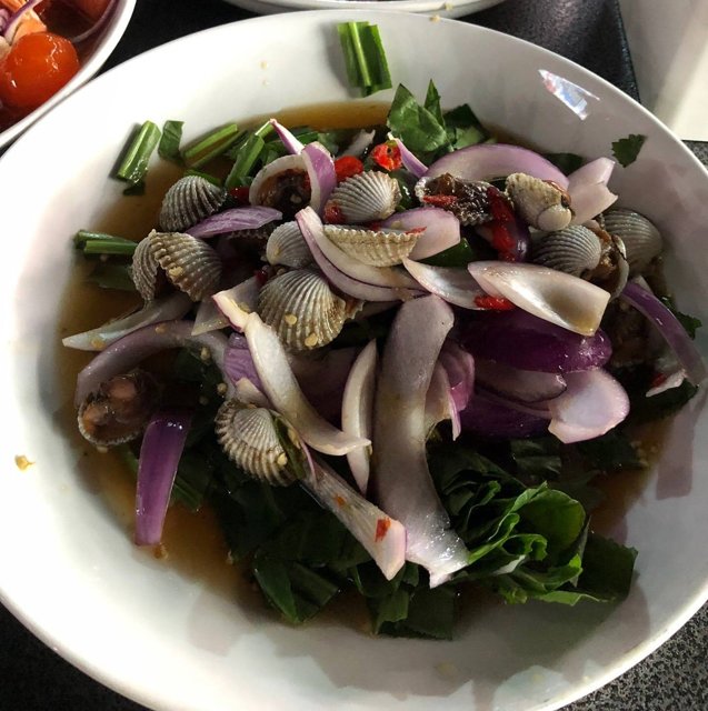 ยำหอย