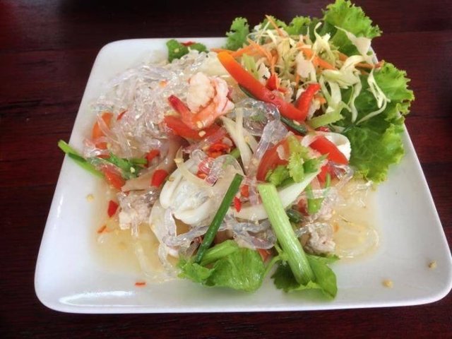 ยำวุ้นเส้น